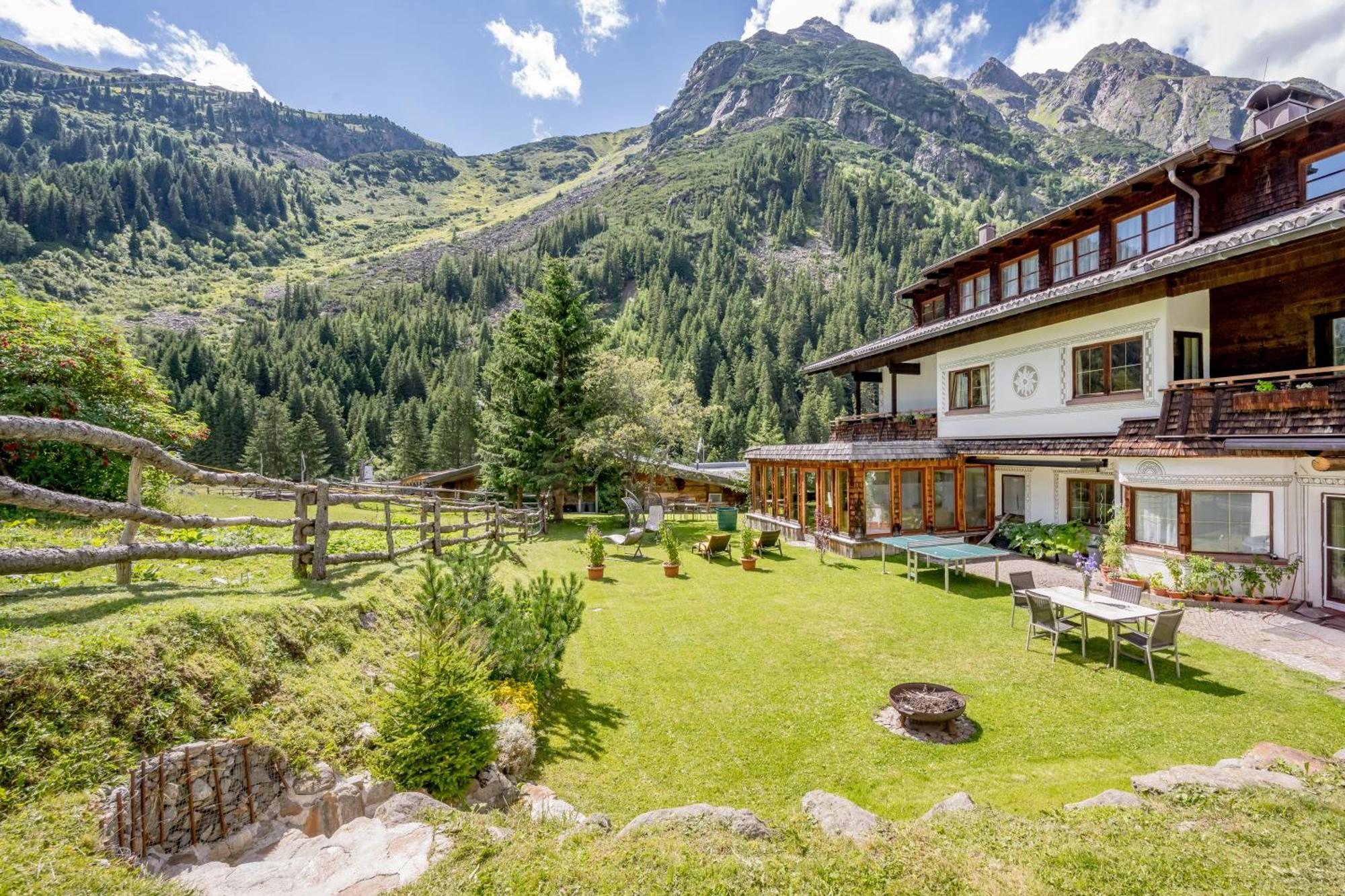 Landhaus Edelweiss Sankt Leonhard im Pitztal Exteriör bild